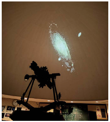 アンドロメタを映し出す様子