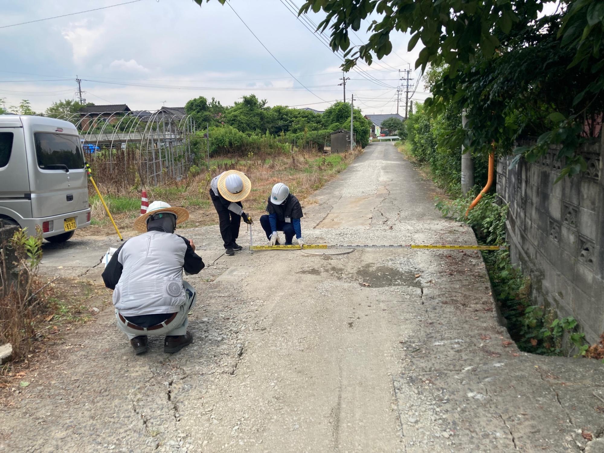 下水道管路一次調査の様子