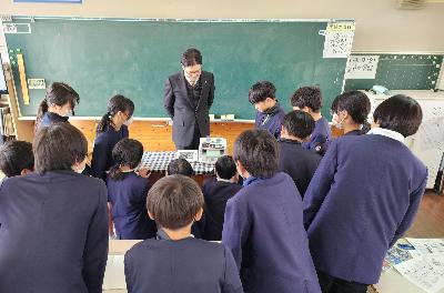 計数機実演の様子