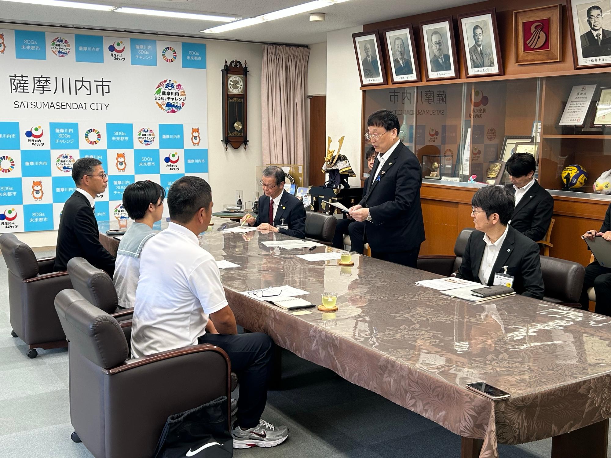祁答院中学校 市長表敬