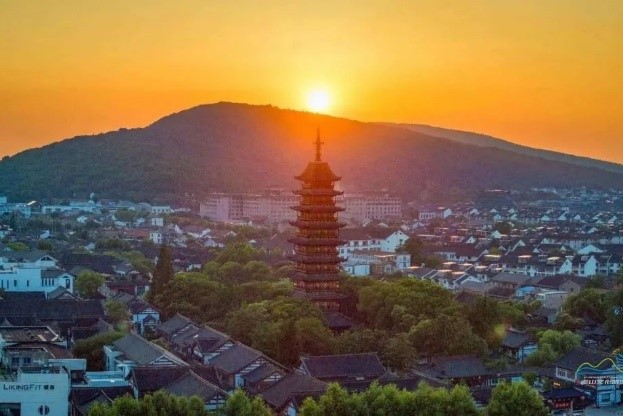 方塔