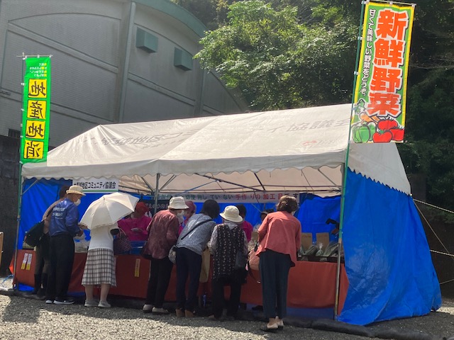 特産品販売の様子