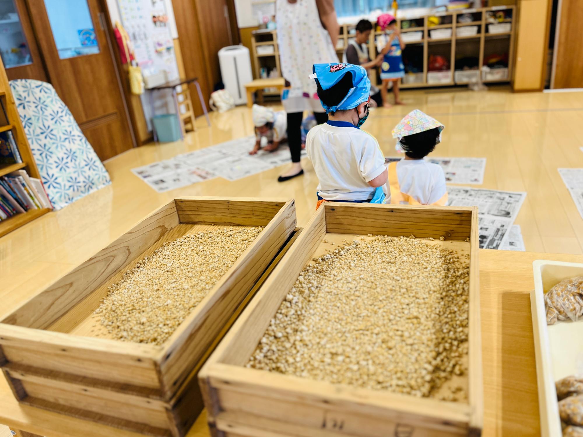 蒸した大豆
