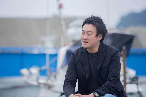 お話してくださる伊原さん
