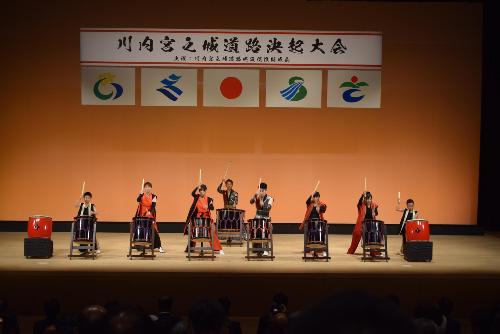 オープニングのパフォーマンス