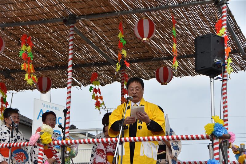 あいさつの様子