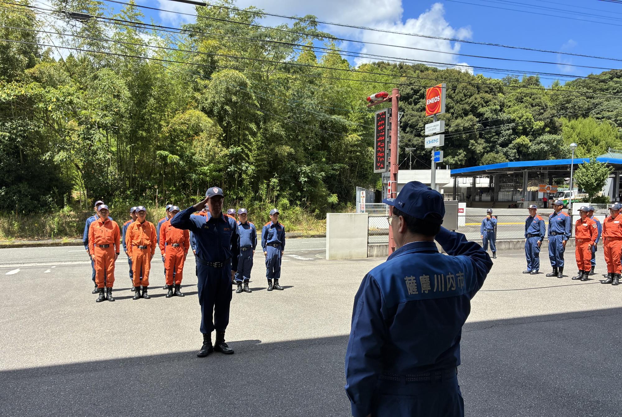薩摩川内市消防局の緊急消防援助隊出発の様子
