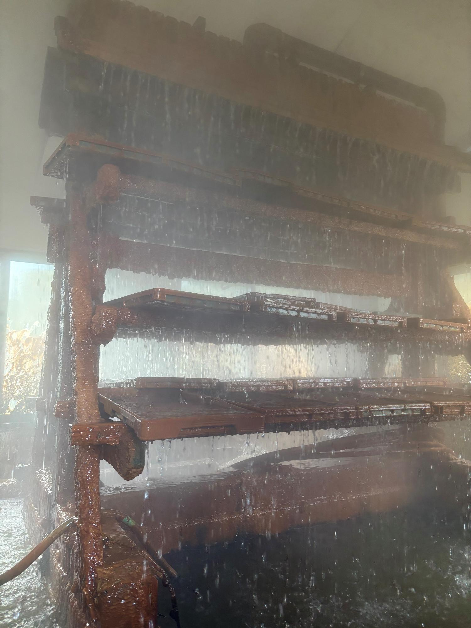 入来温泉湯之山館の湯さましの様子