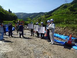 祁答院町黒木地内葛川災害復旧事業箇所点検写真