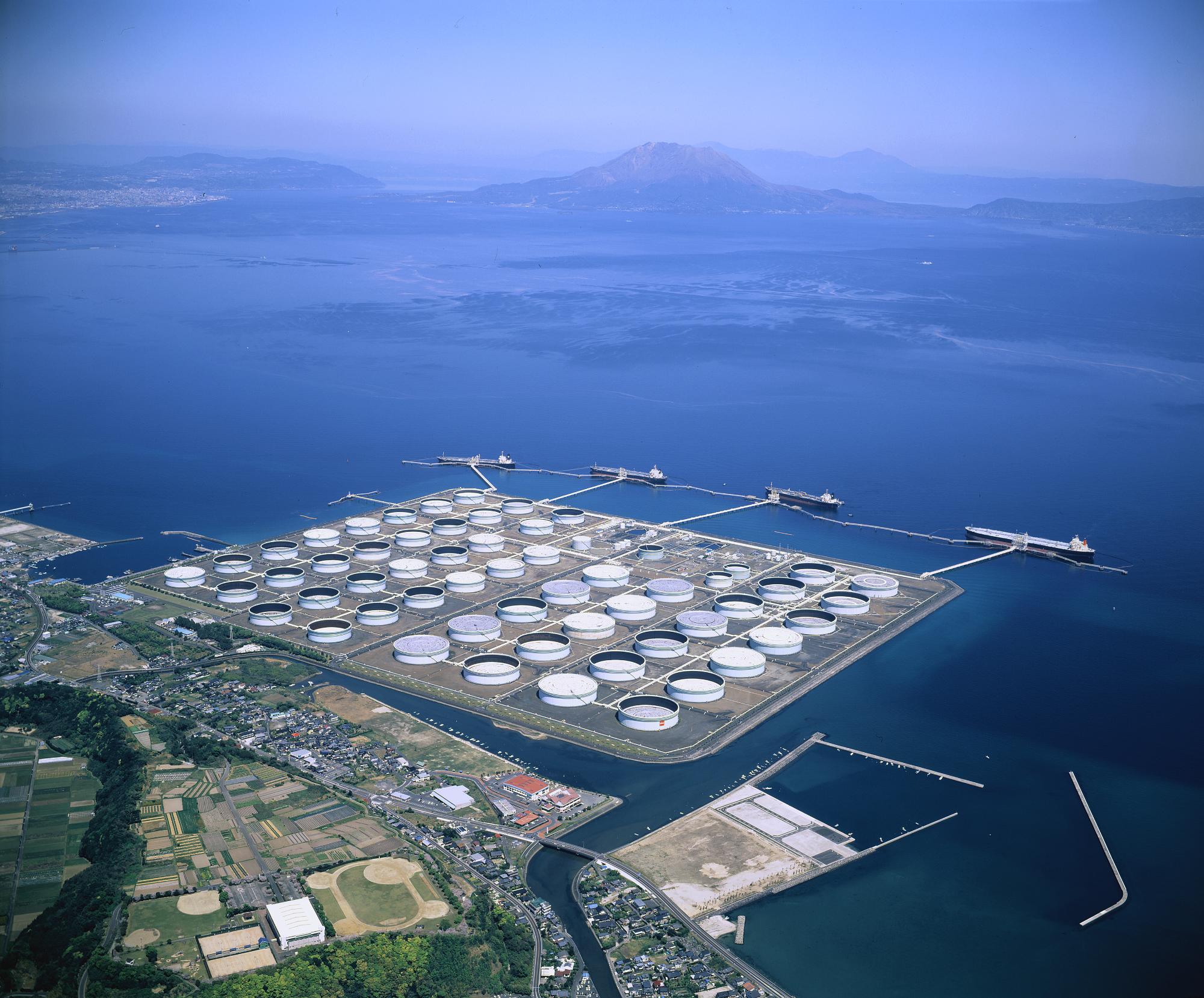 喜入石油基地