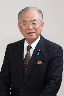 名誉市民第2号 松下忠洋氏のカラーの肖像写真