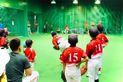 軟式野球体験ブースのようす
