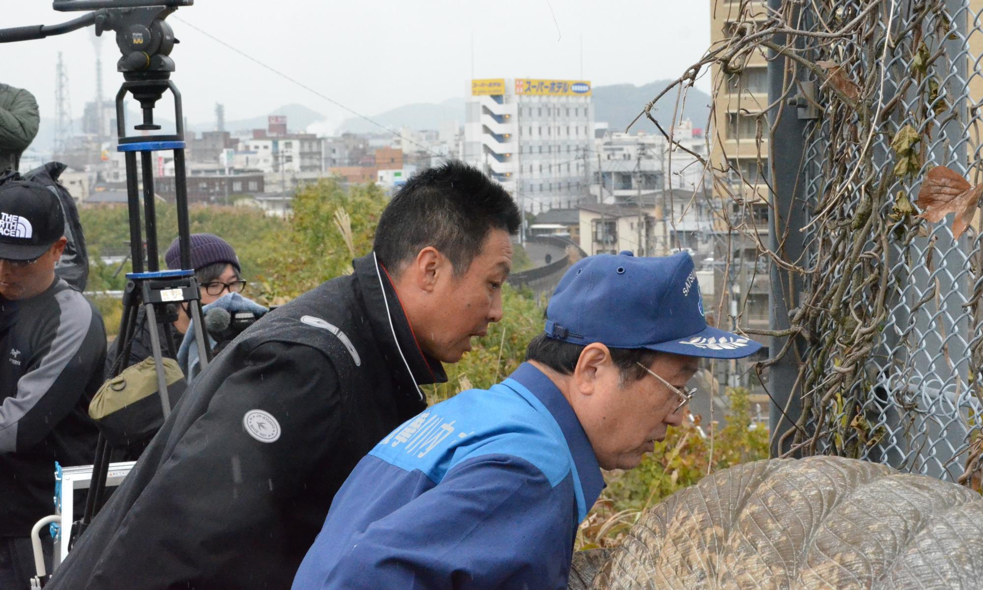 市長による現場確認写真