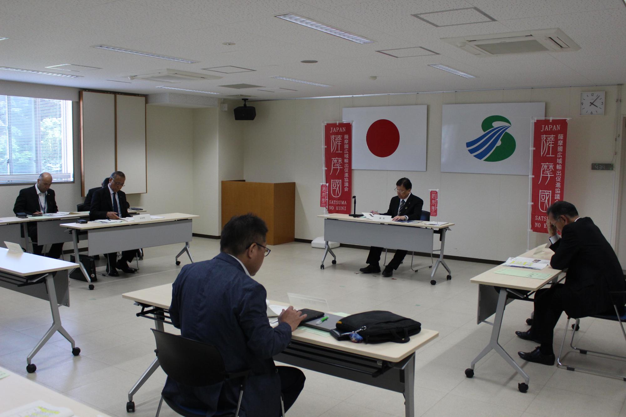 総会写真2