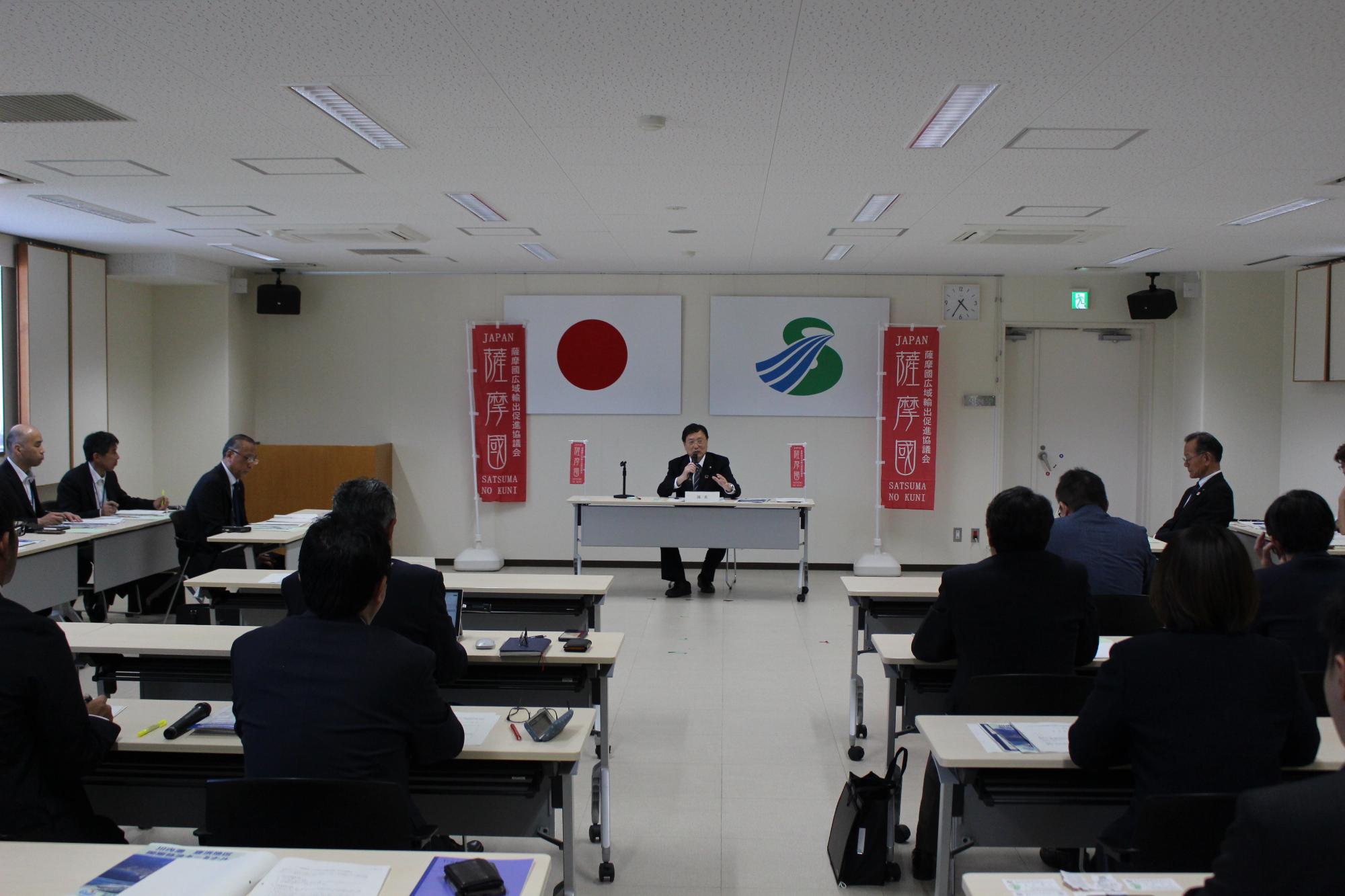 総会写真1
