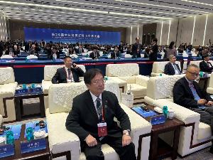 塩城市での会議参加の様子