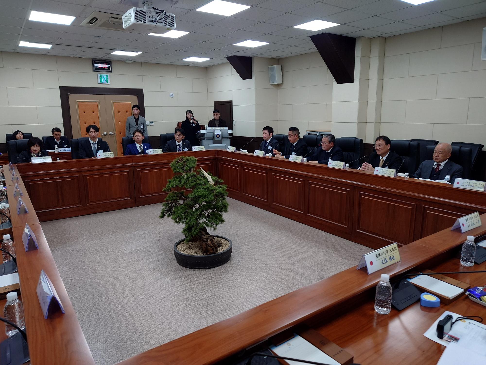 昌寧郡議会との意見交換