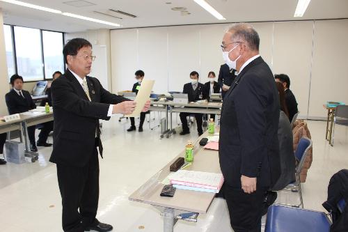 第1回薩摩川内市定住自立圏共生ビジョン懇談会委嘱状交付式式