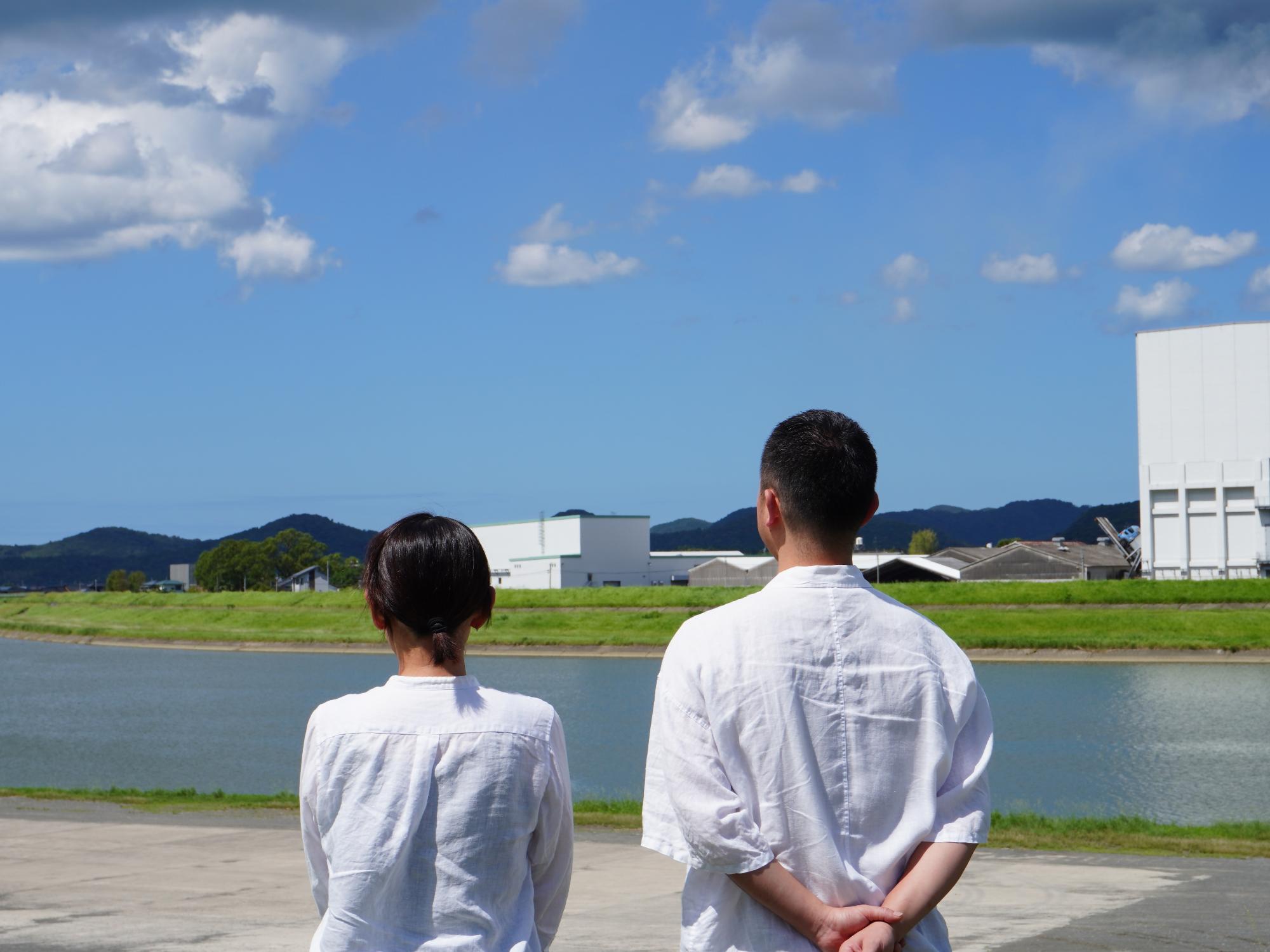 川内川と小田夫妻