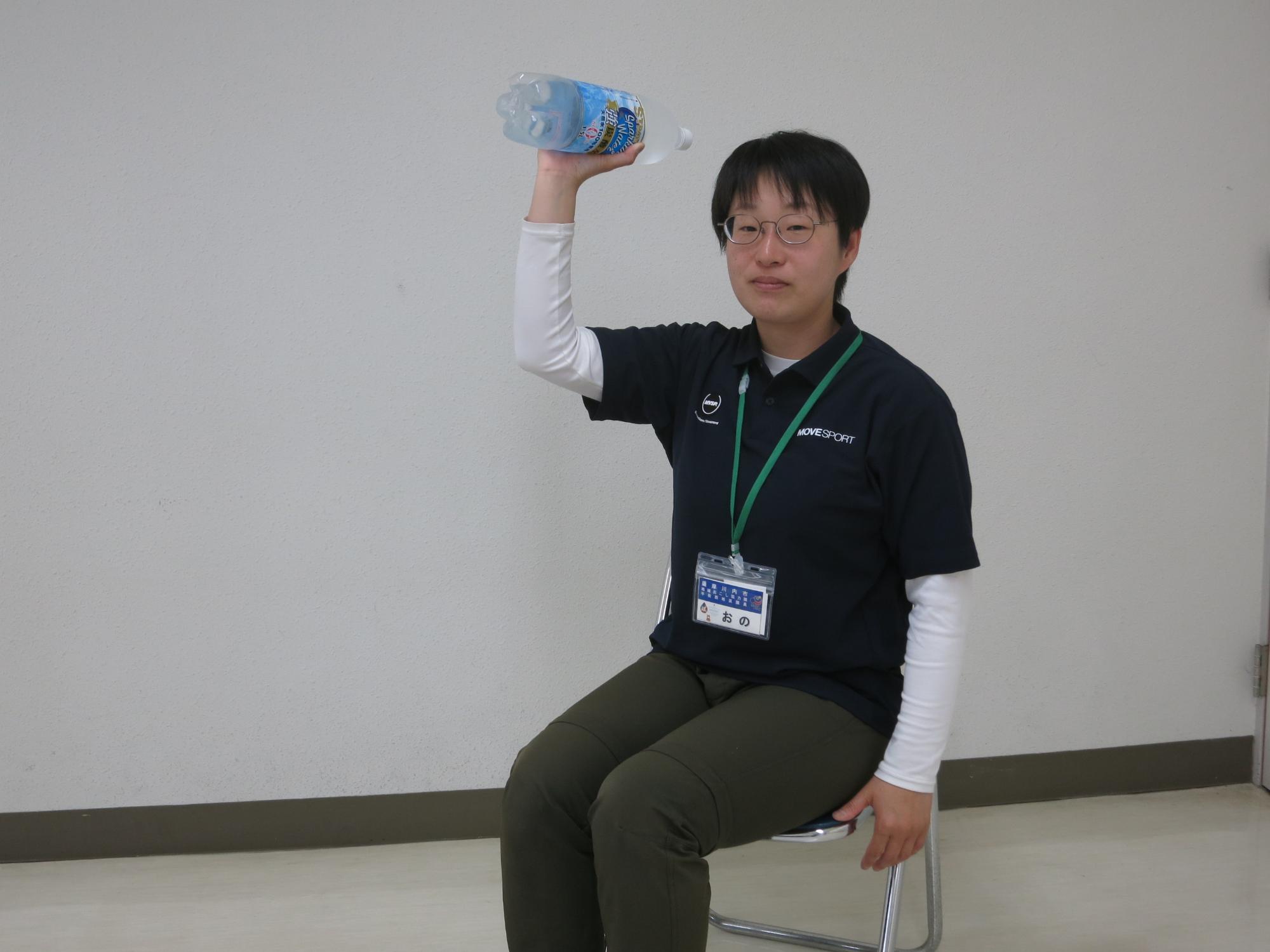 尾野隊員