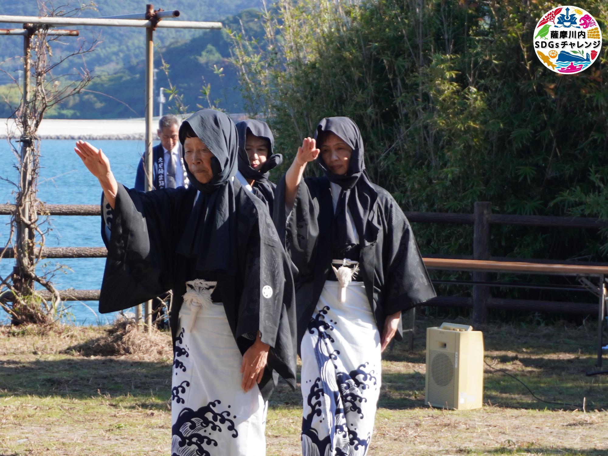 亡き人を想う手