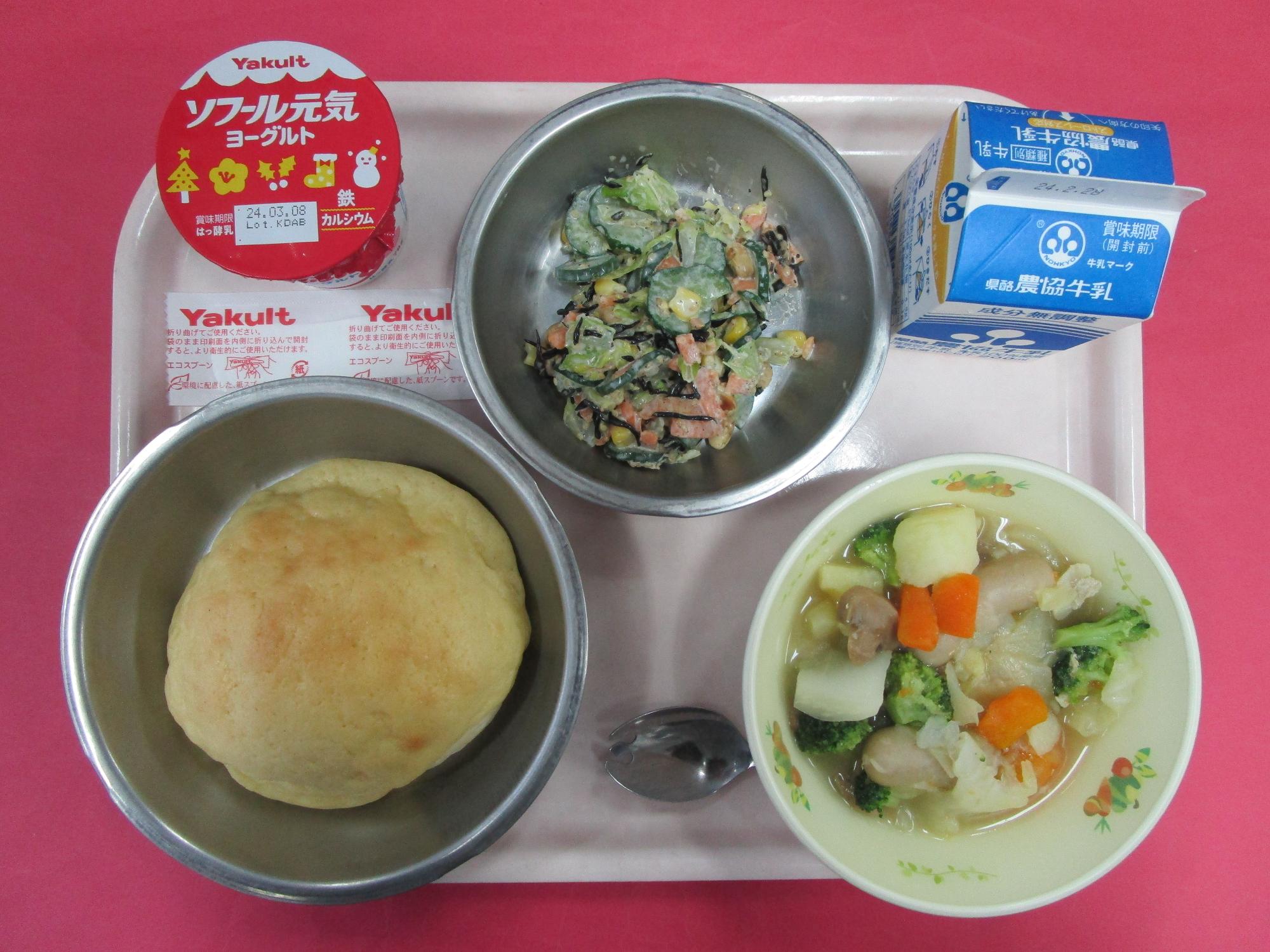 令和6年2月21日の給食画像A