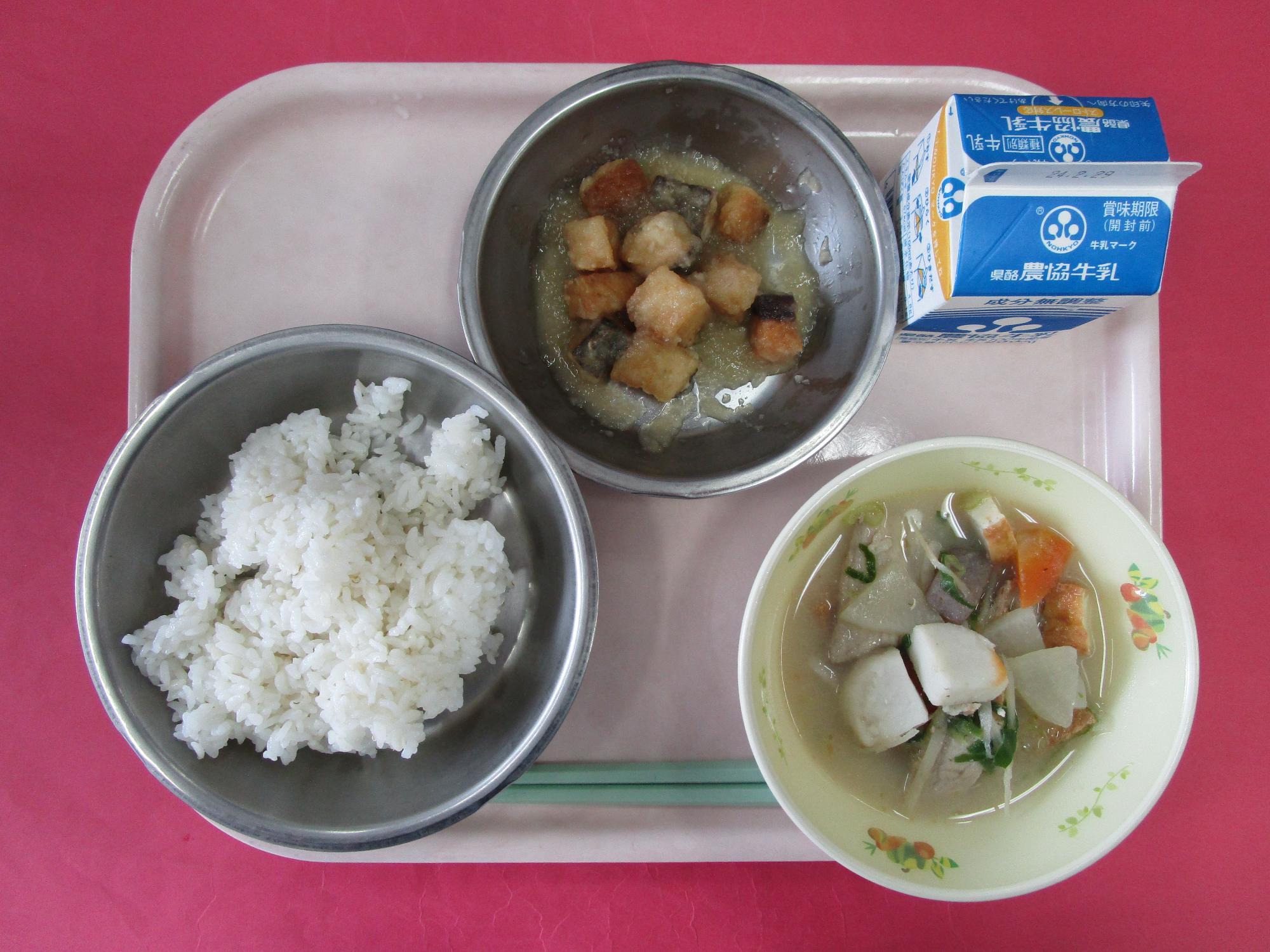 令和6年2月22日の給食画像A