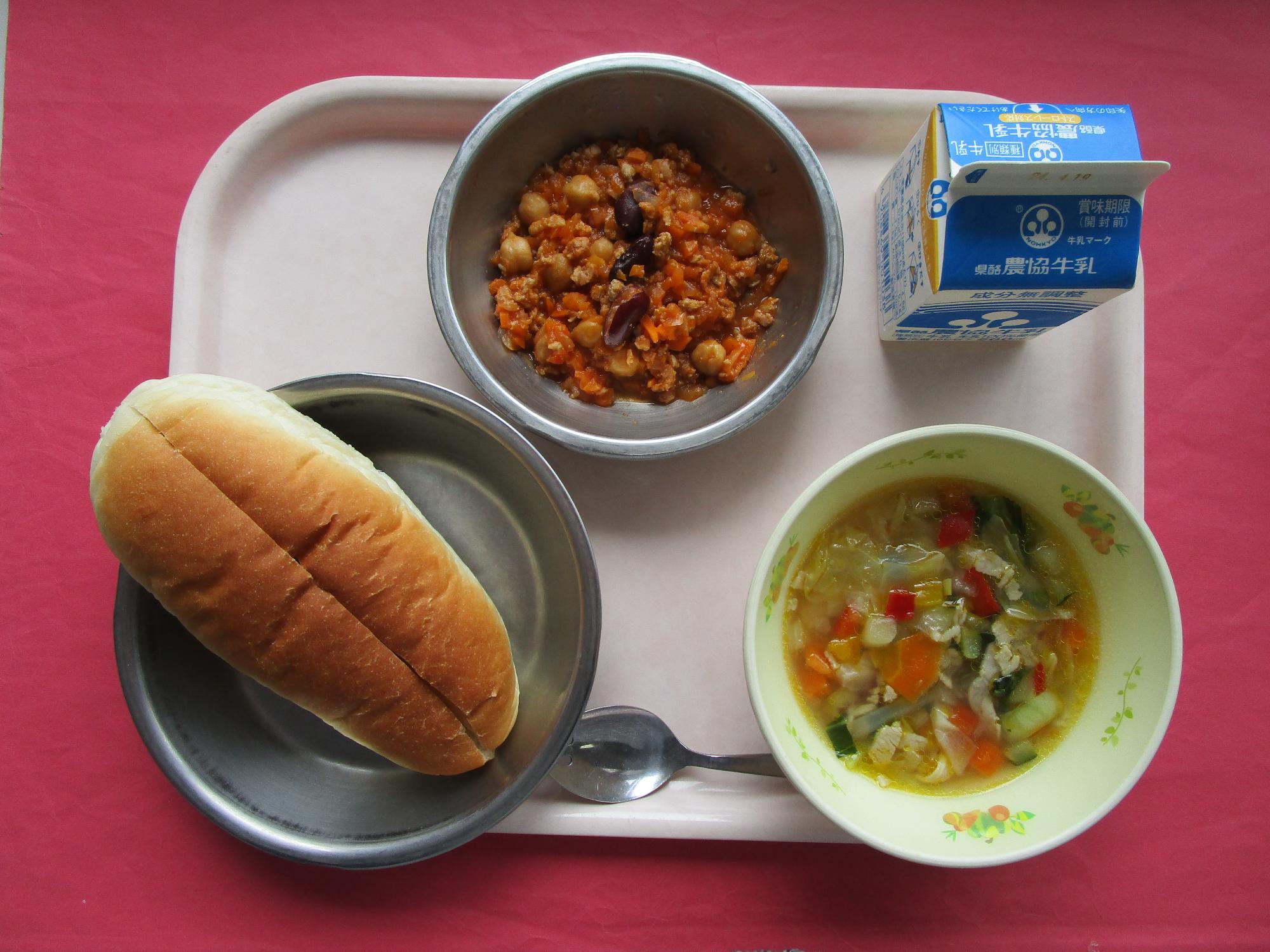 令和6年4月12日の給食画像A