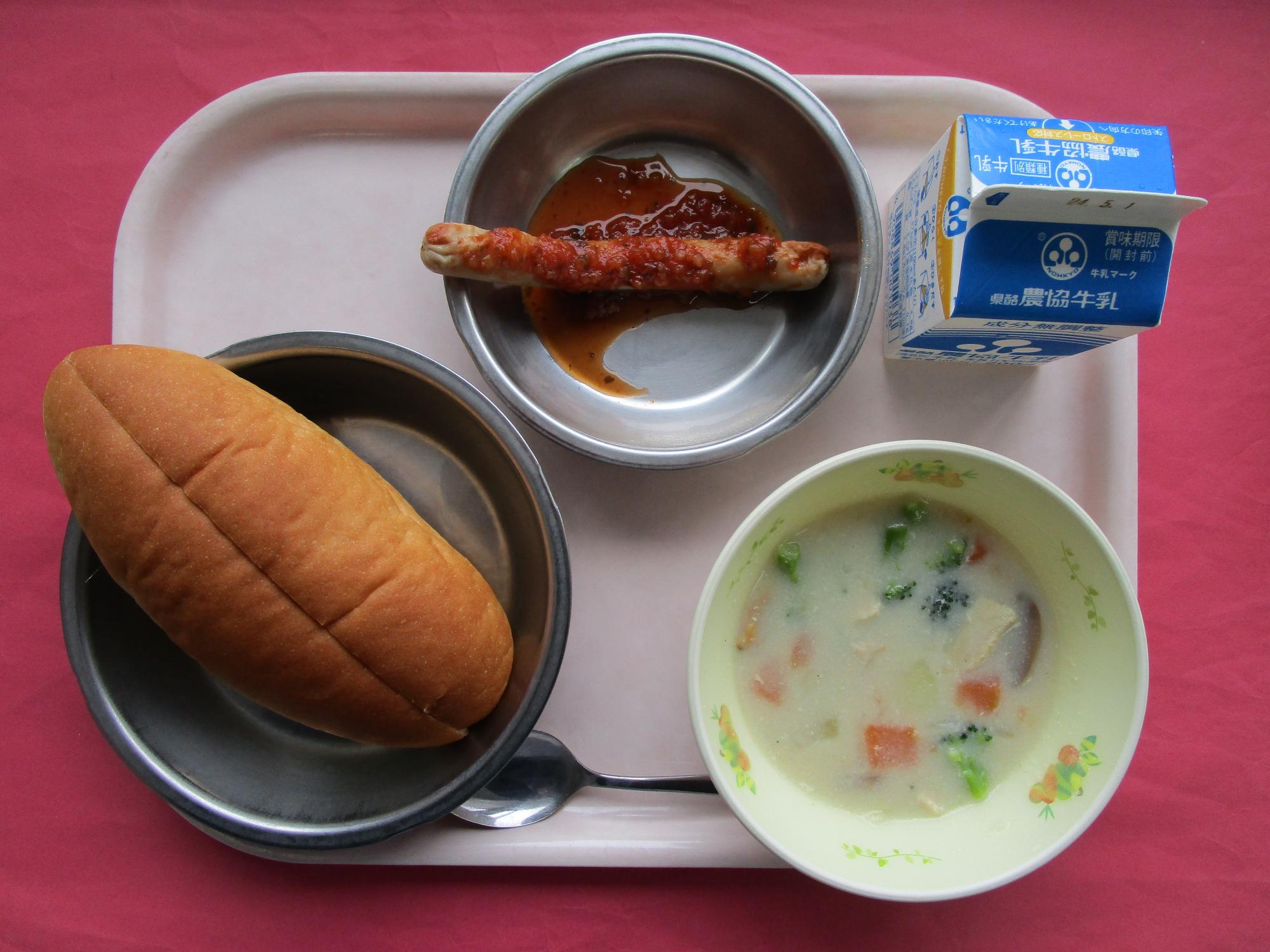 令和6年4月24日の給食画像A