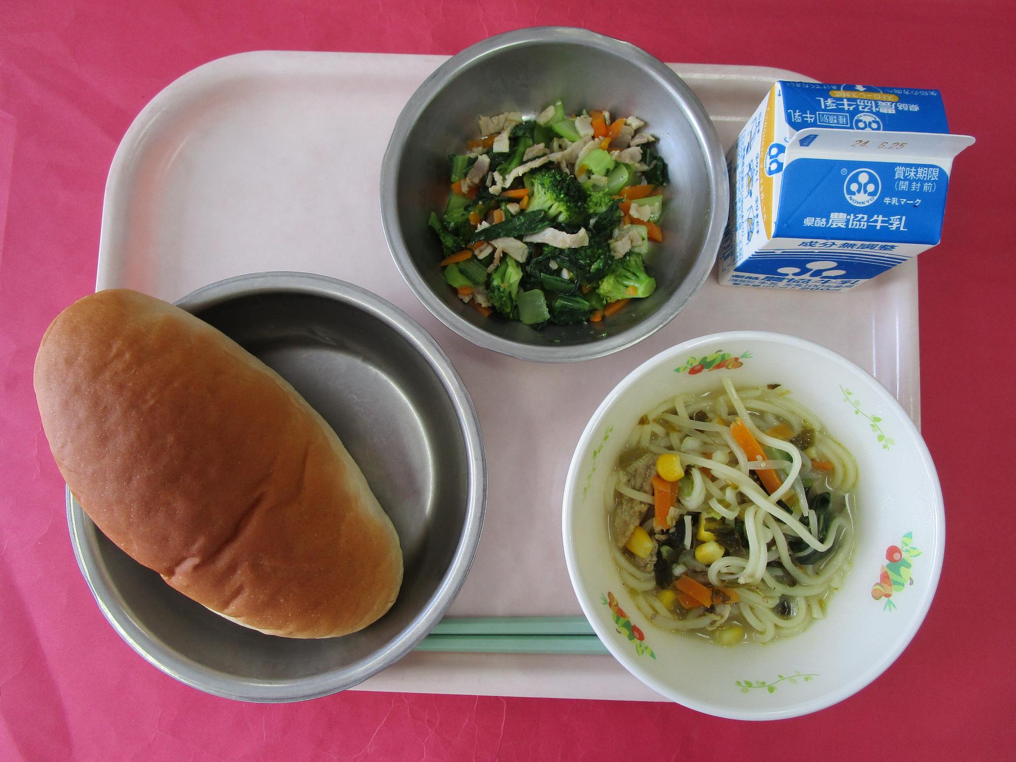 令和6年6月18日の給食画像A