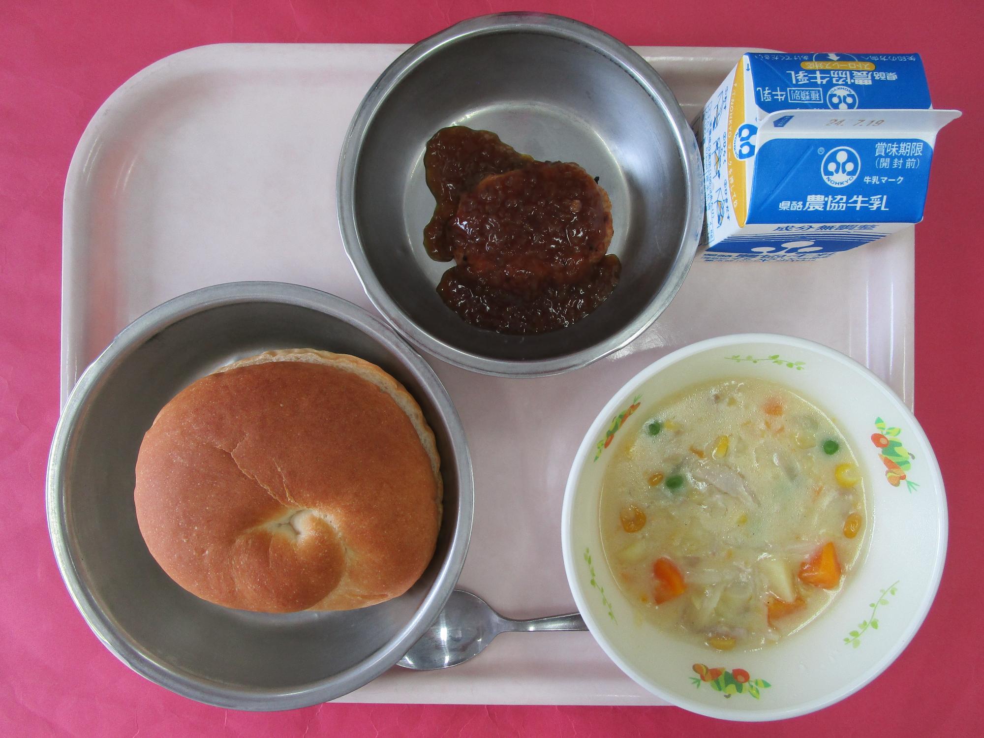 令和6年7月12日の給食画像A