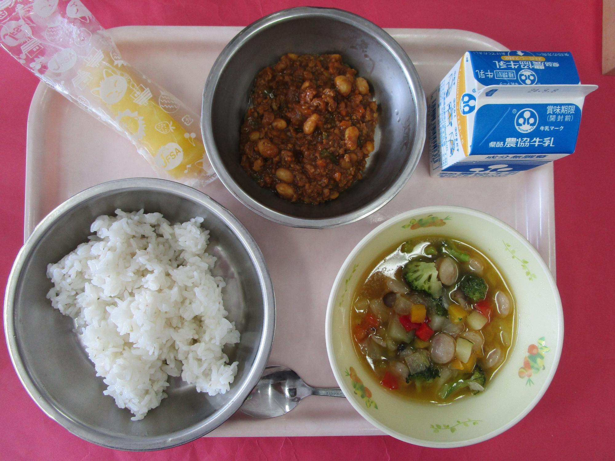 令和6年9月2日の給食画像A