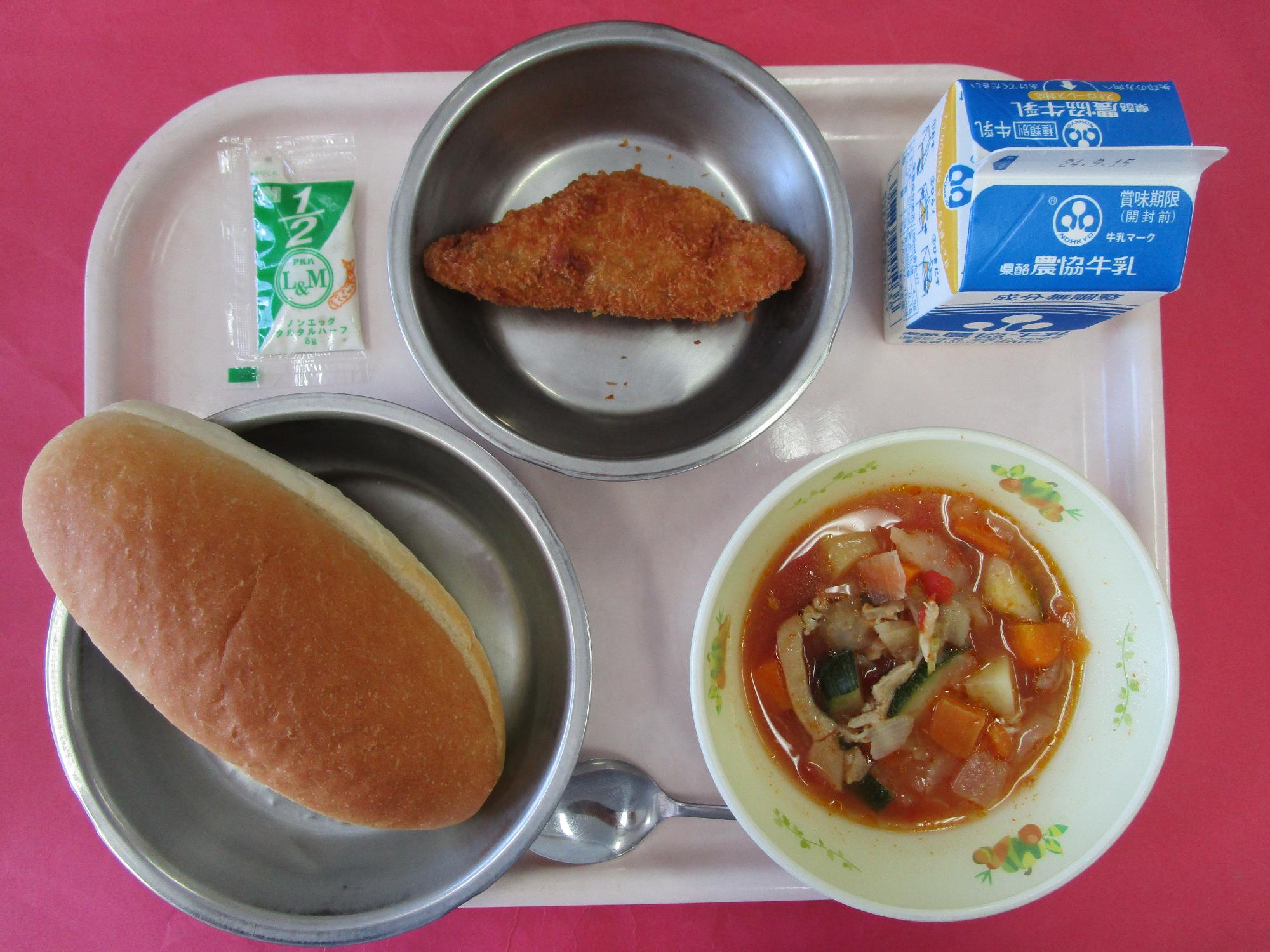 令和6年9月9日の給食画像A