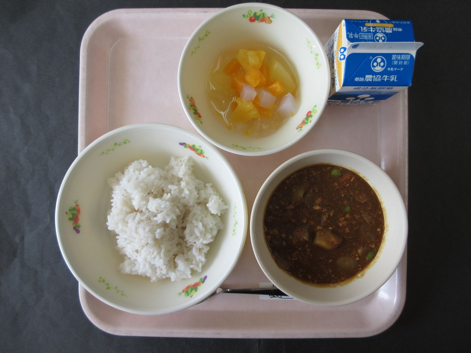 令和6年10月1日火曜日の給食画像