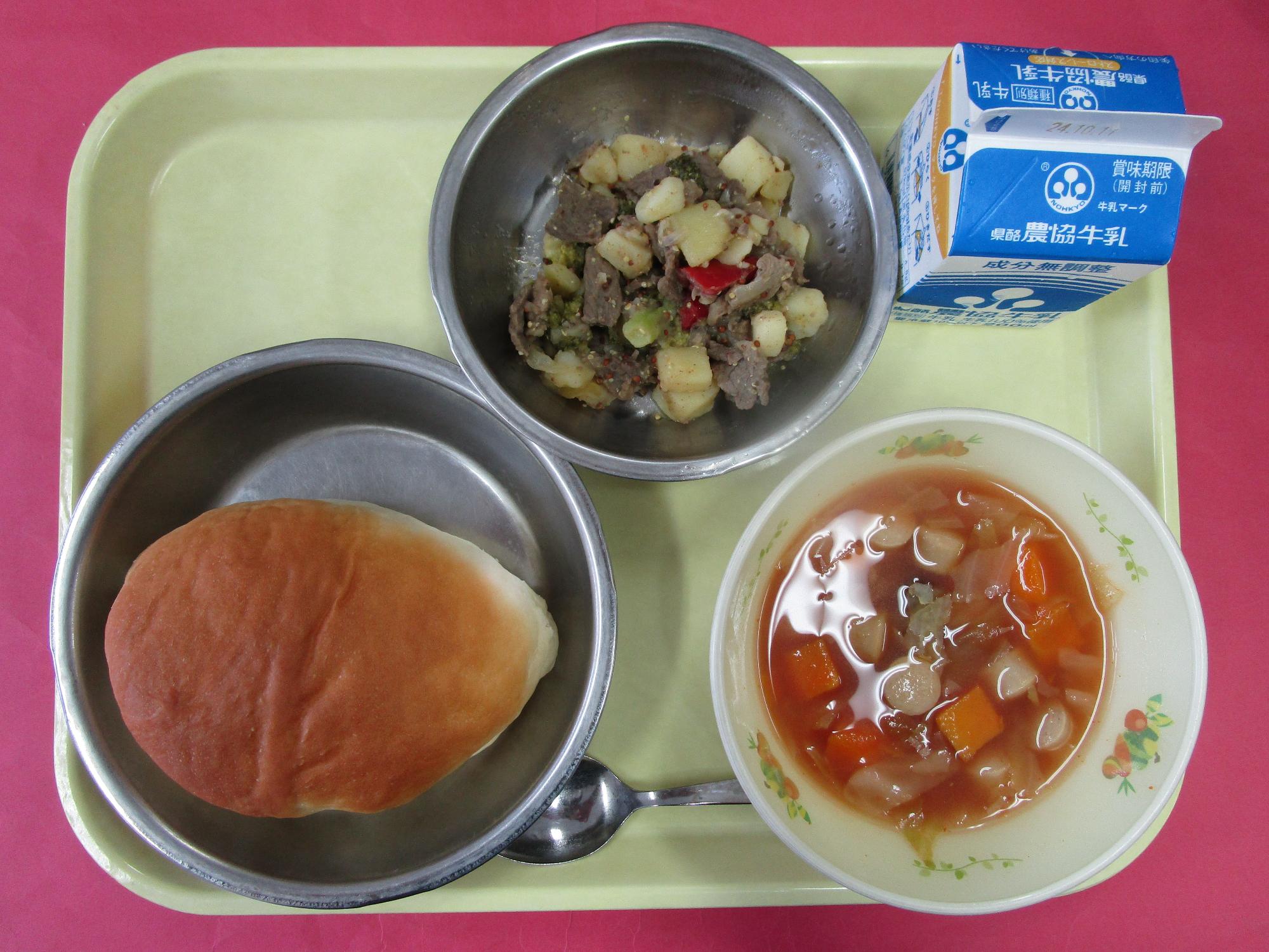 令和6年10月4日の給食画像B