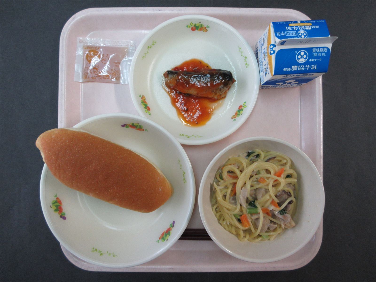 令和6年10月4日金曜日の給食画像