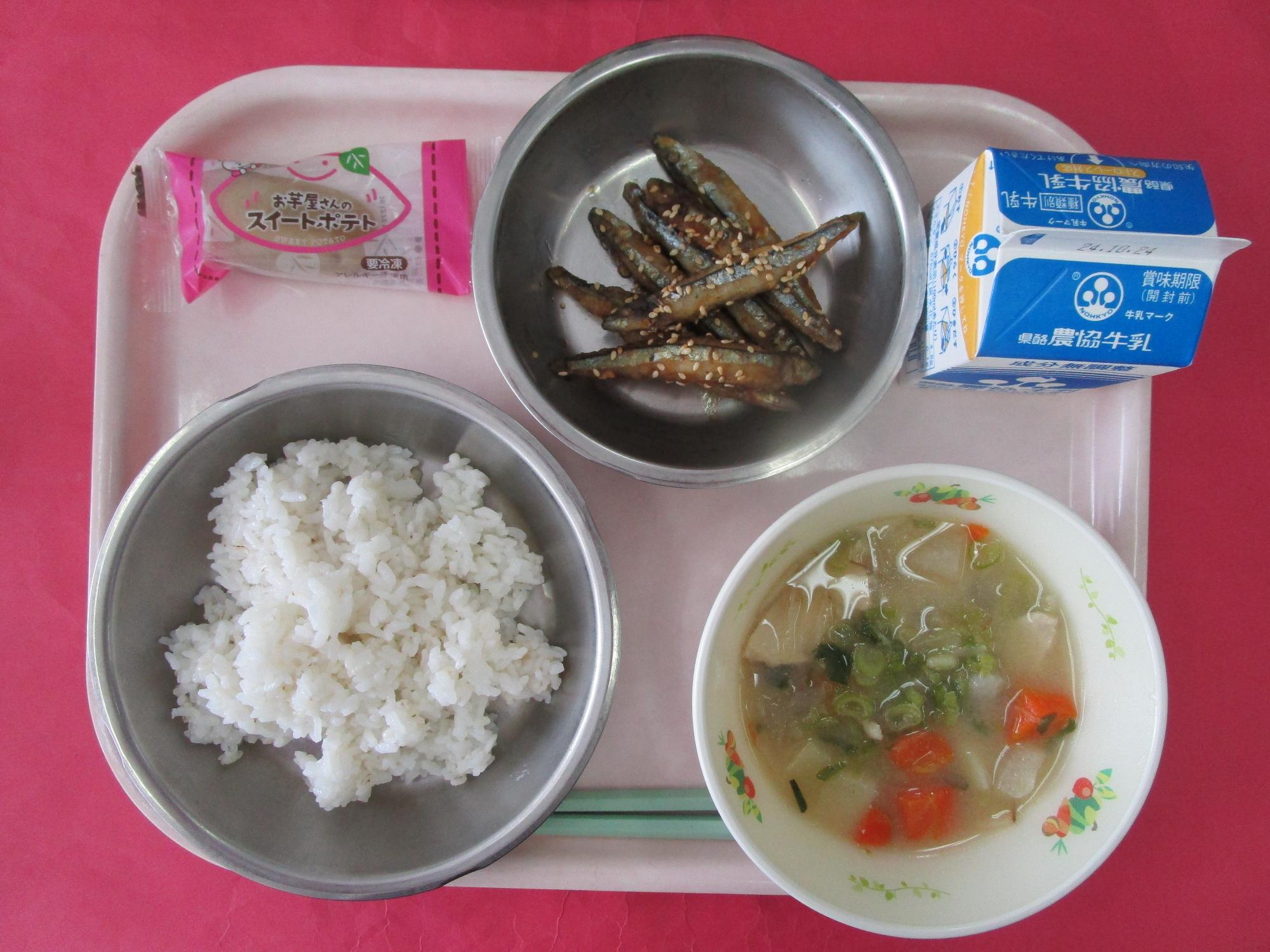 令和6年10月17日の給食画像A