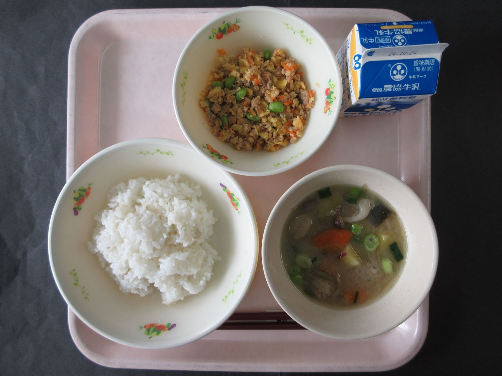令和6年10月17日木曜日の給食画像