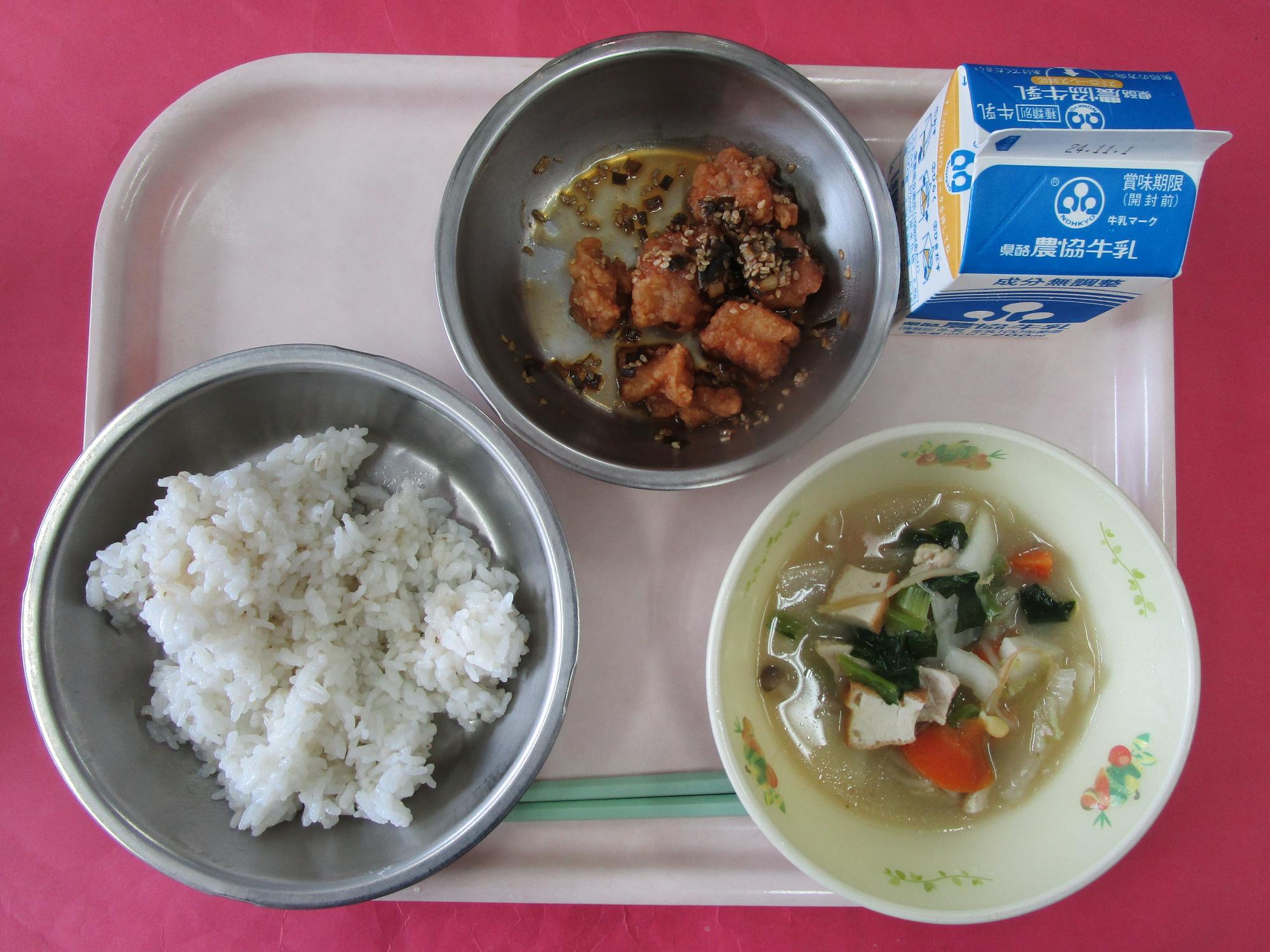 令和6年10月25日の給食画像A