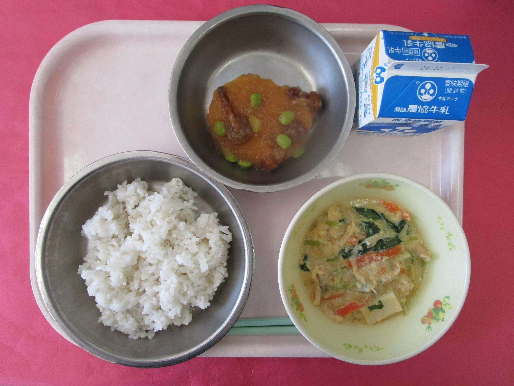 令和6年11月11日の給食画像A