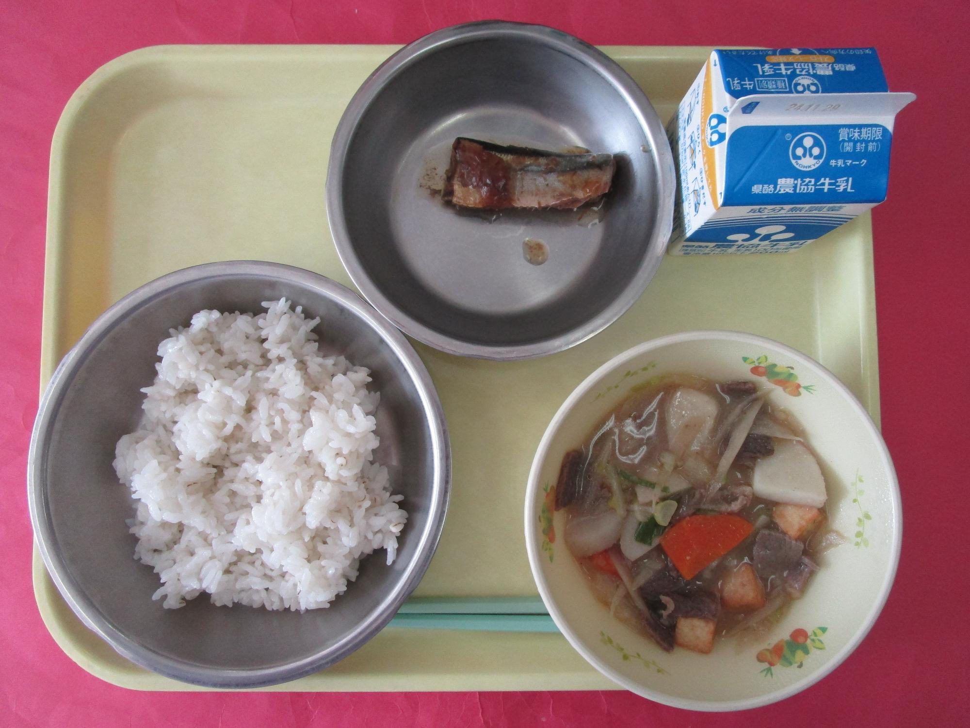 令和6年11月22日の給食画像B