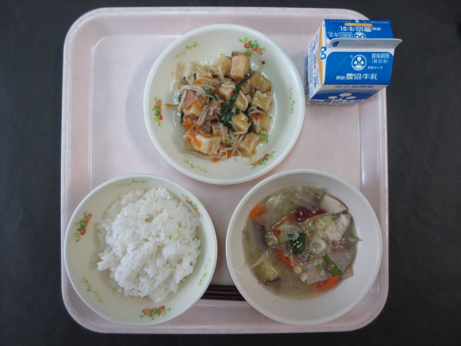 令和6年12月3日火曜日の給食画像