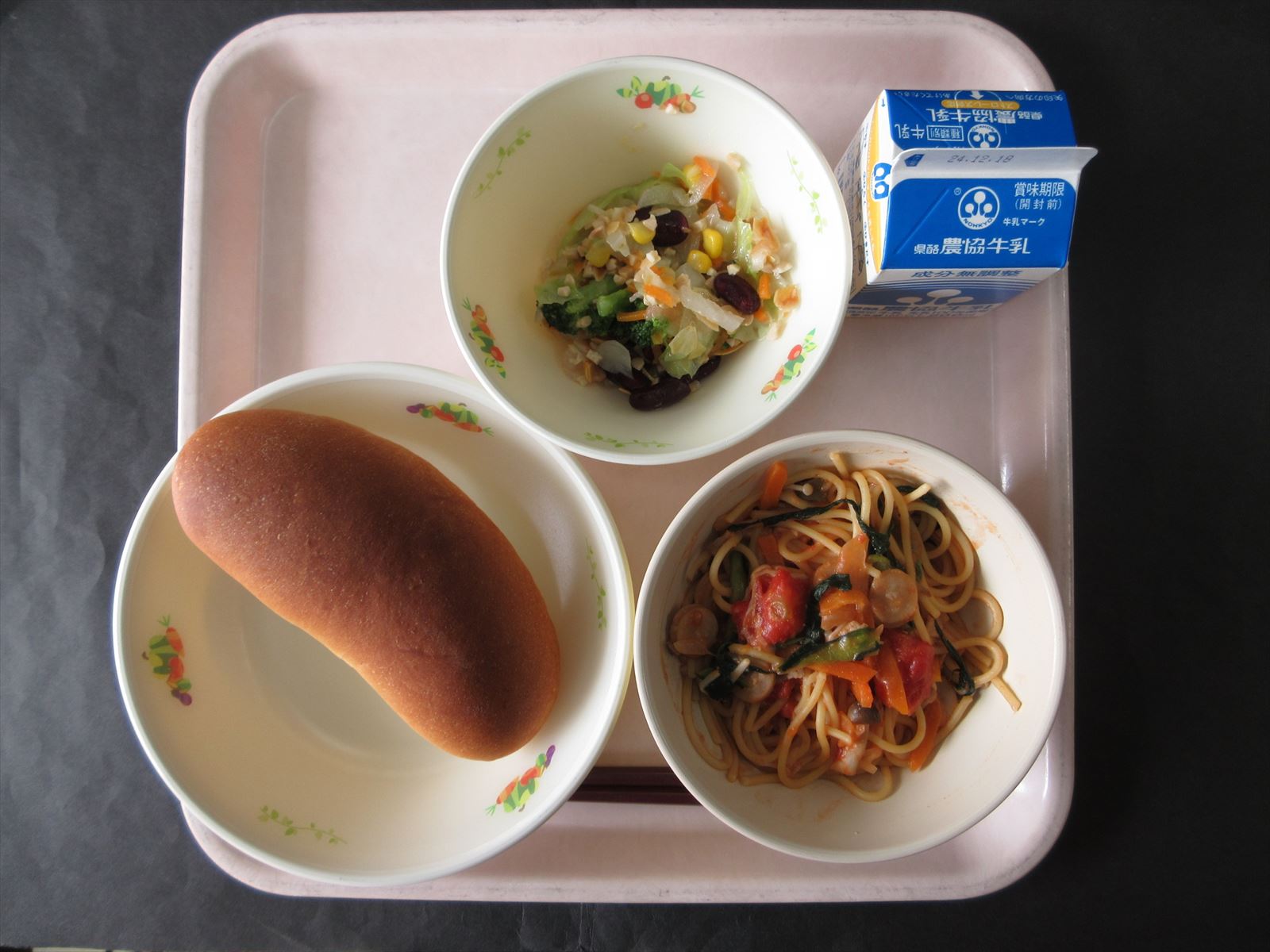 令和6年12月11日水曜日の給食画像