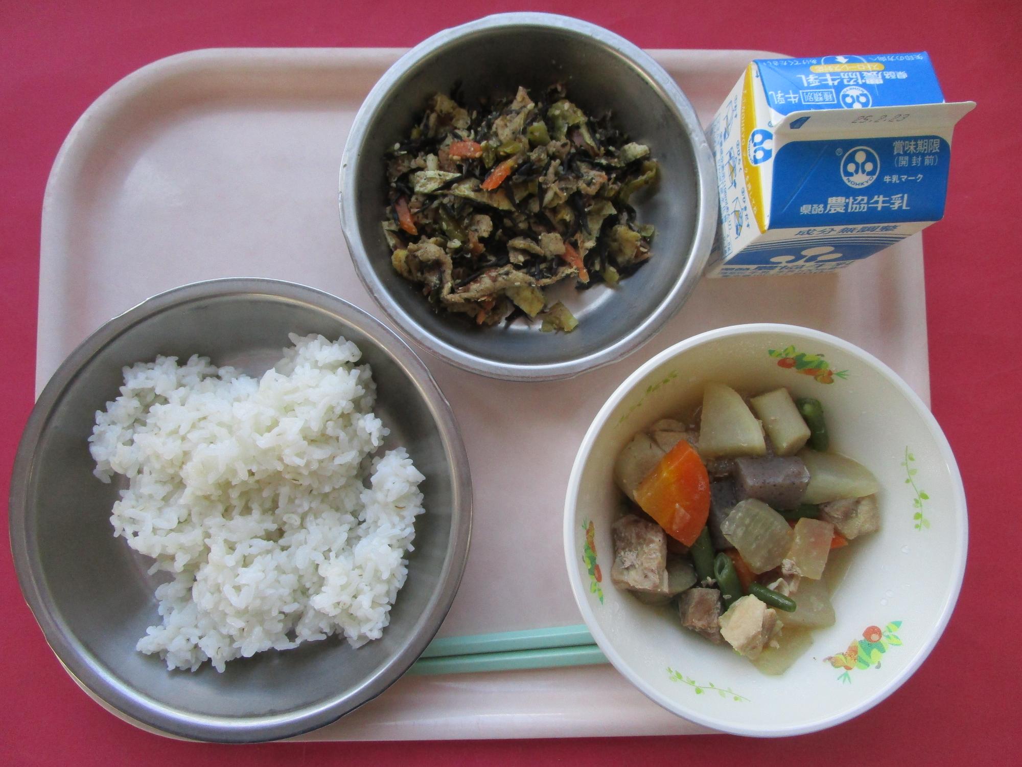 令和7年2月17日の給食画像A
