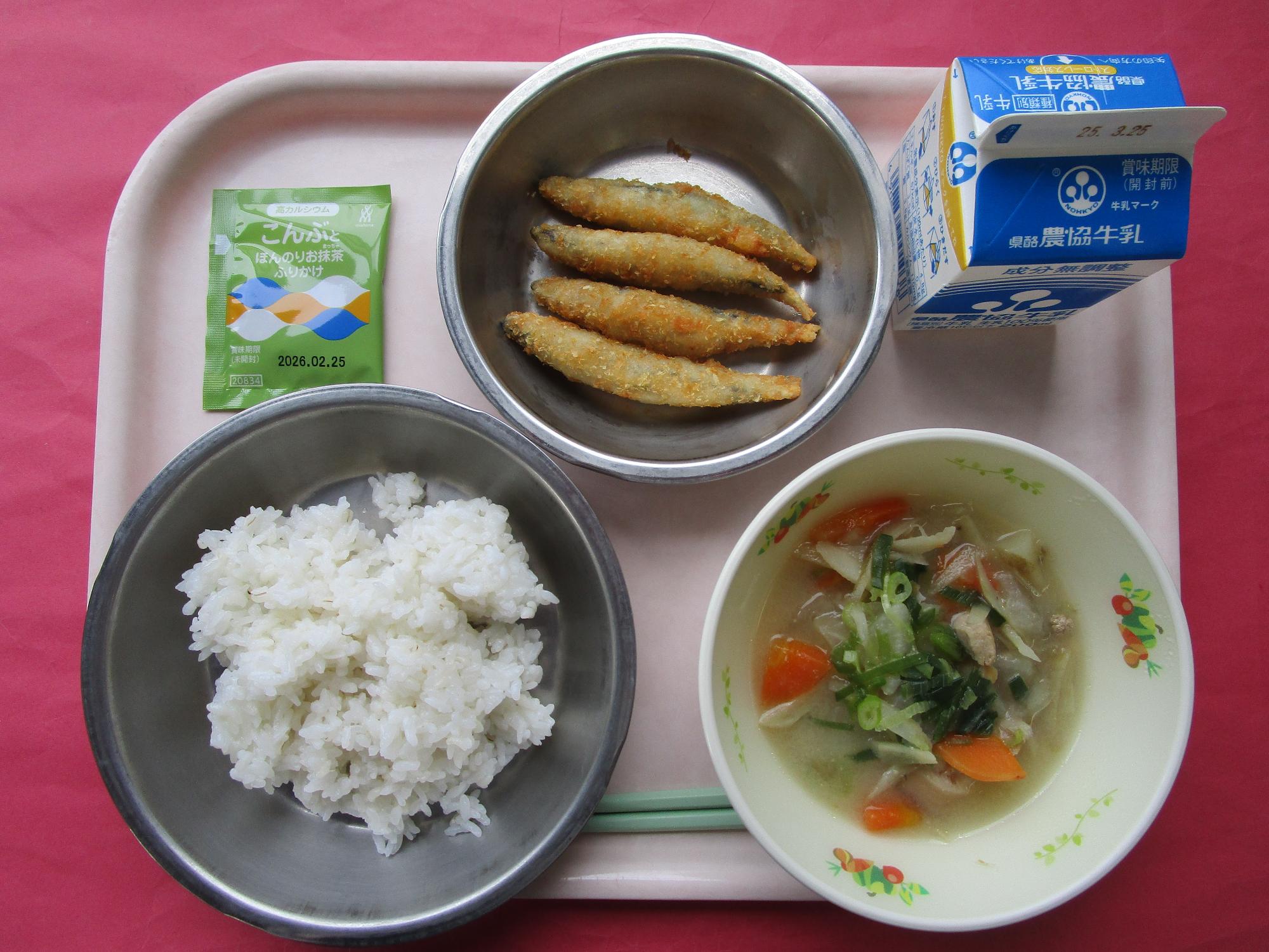 令和7年3月18日の給食画像A