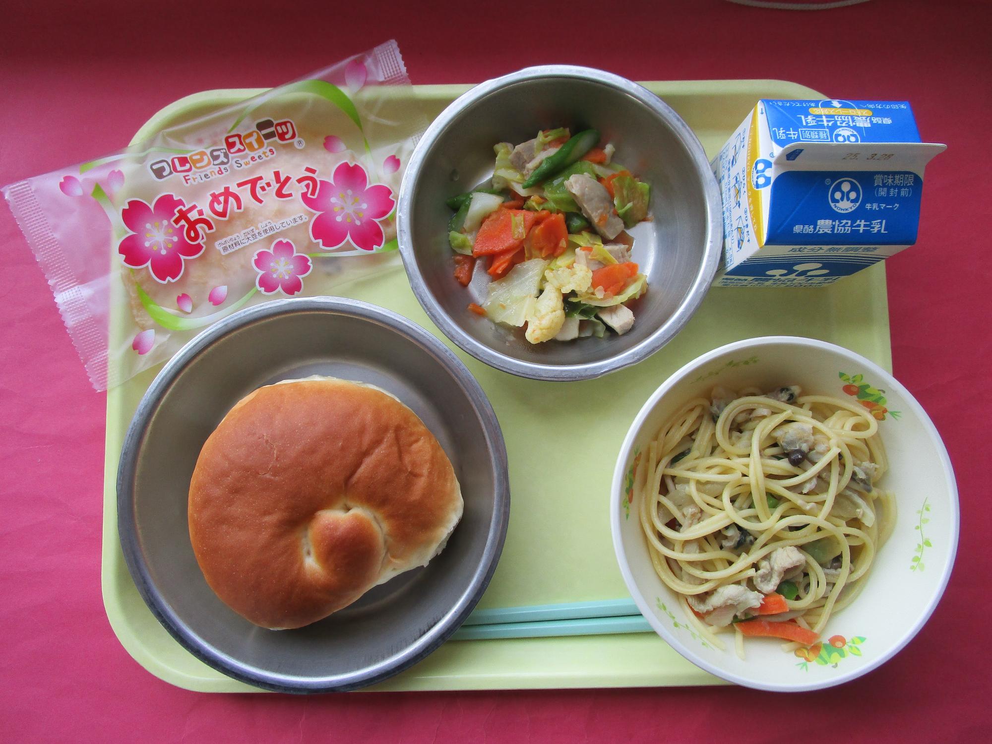 令和7年3月21日の給食画像B