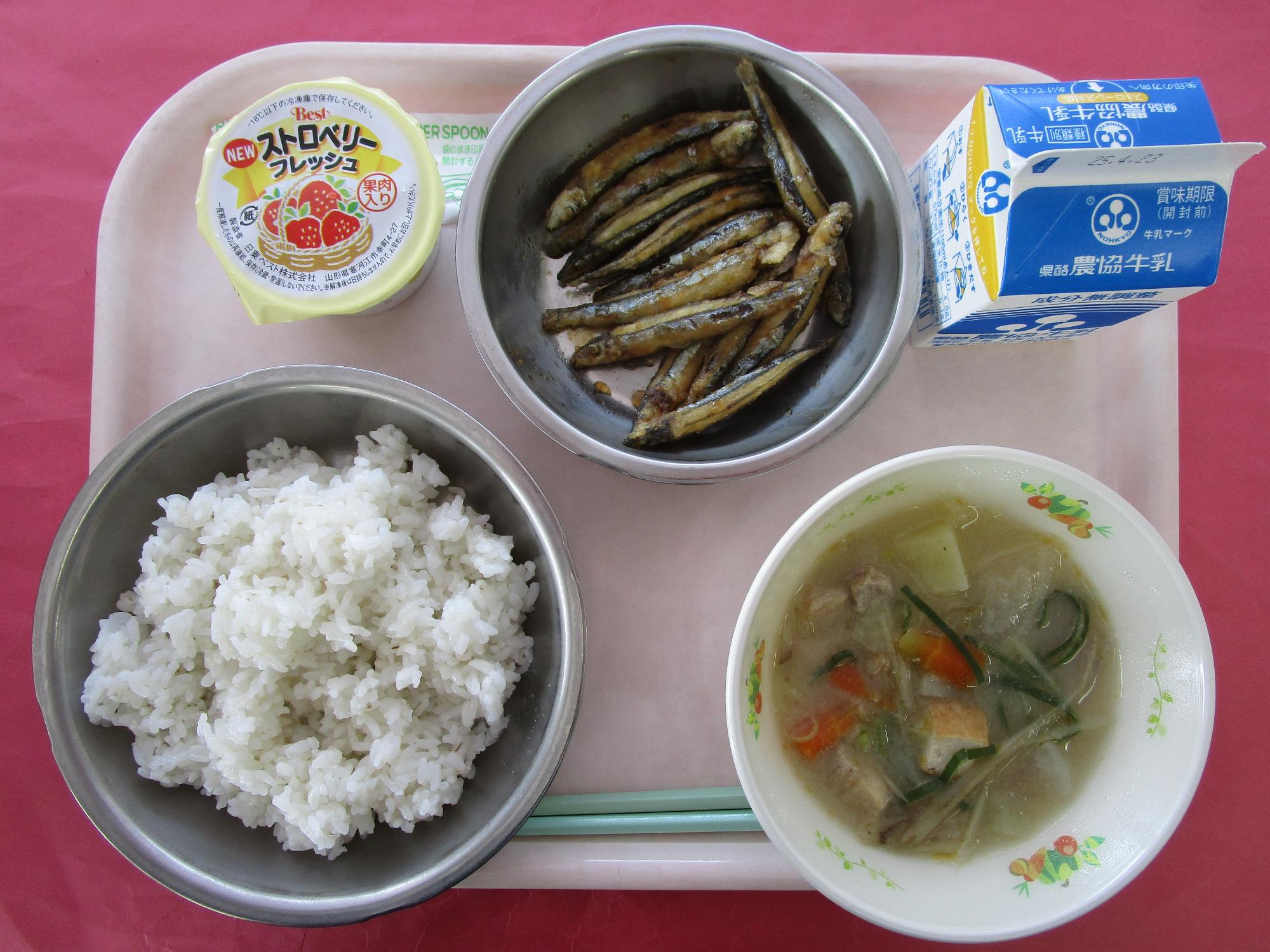 令和7年4月16日の給食画像A