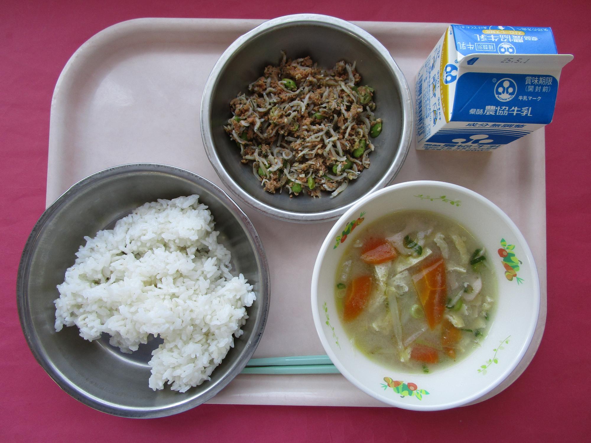 令和7年4月24日の給食画像A