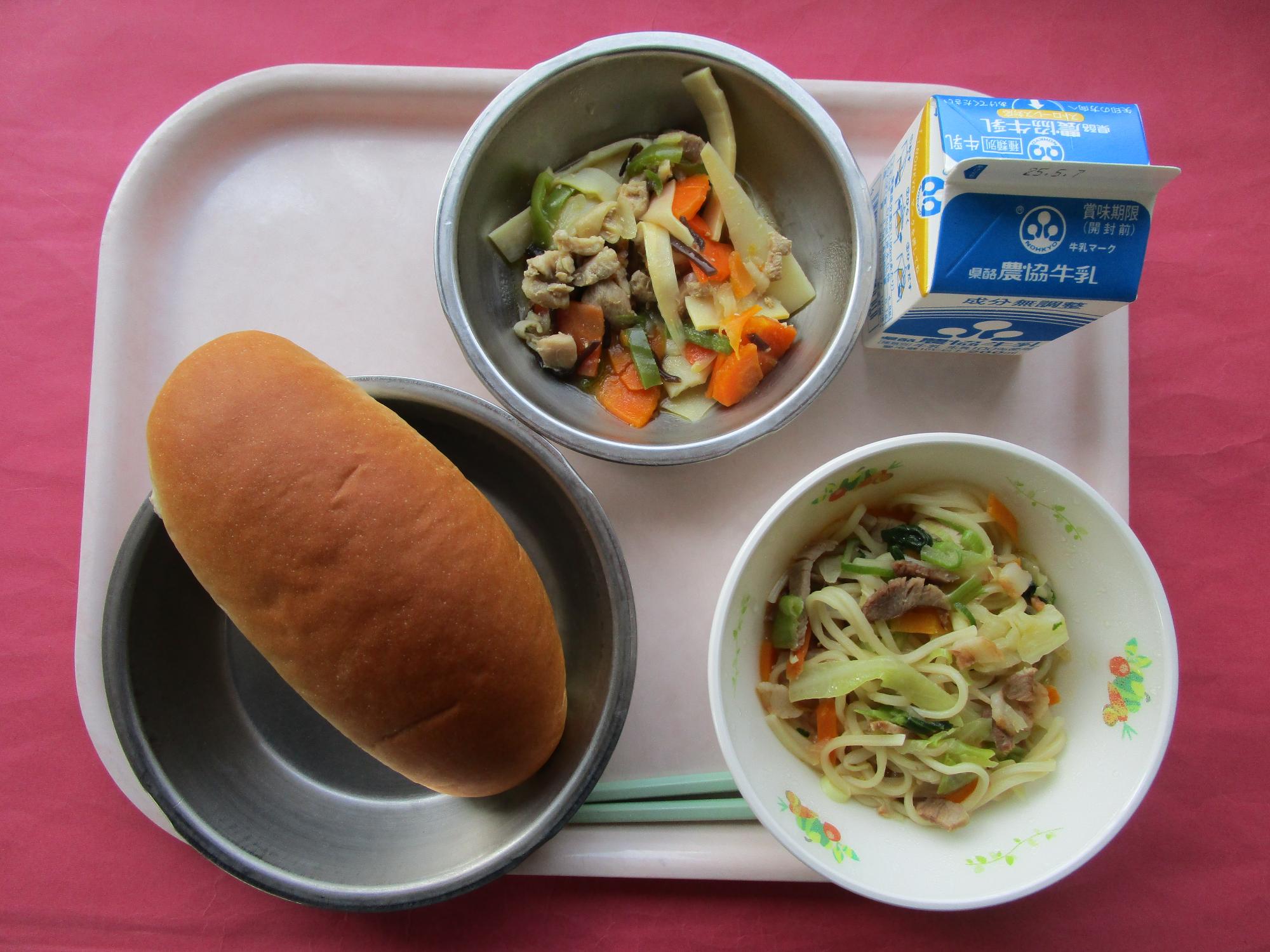 令和7年4月30日の給食画像A