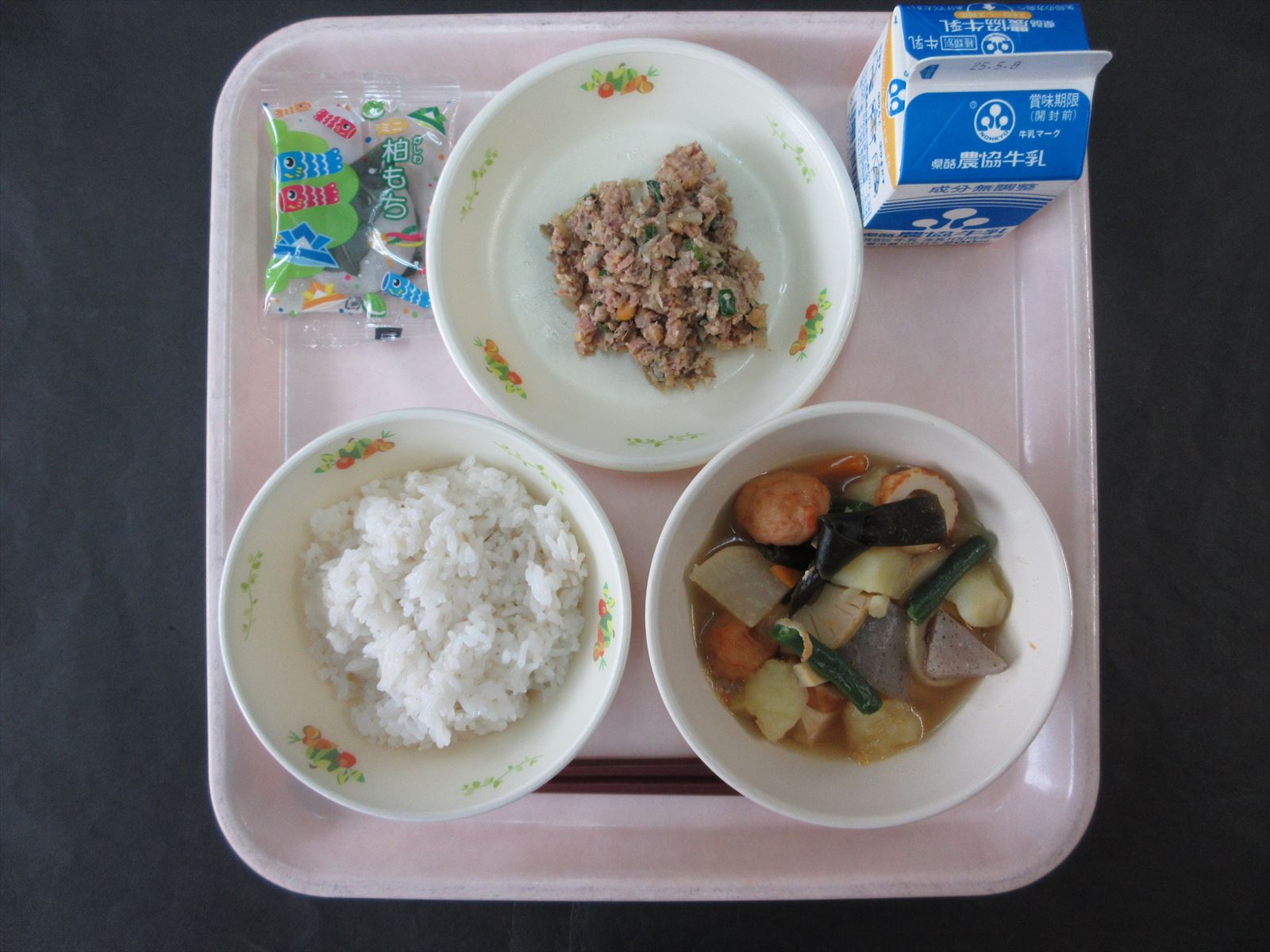 令和7年5月1日木曜日の給食画像